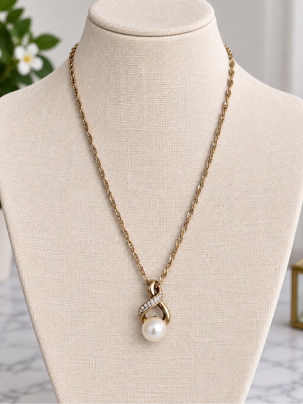 Gold Pearl Pendant Necklace with Crystal Accent - Women Jewelry